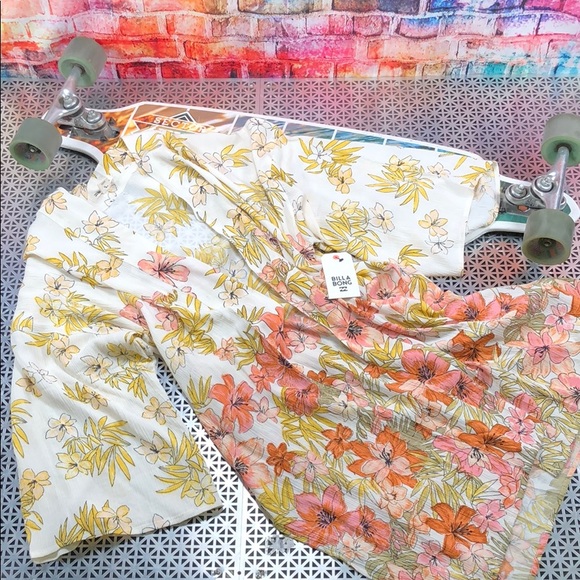 🔥🔥BILLABONG— FIRE NIGHTS COVER UP🔥🔥 - Picture 3 of 9